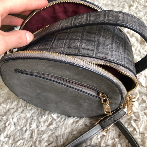 Gray shoulder Crossbody bag - Picture 6 of 6